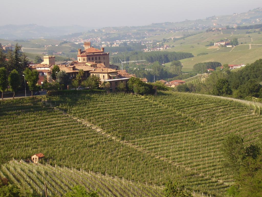 Agriturismo Il Ciabot Barolo Exterior foto